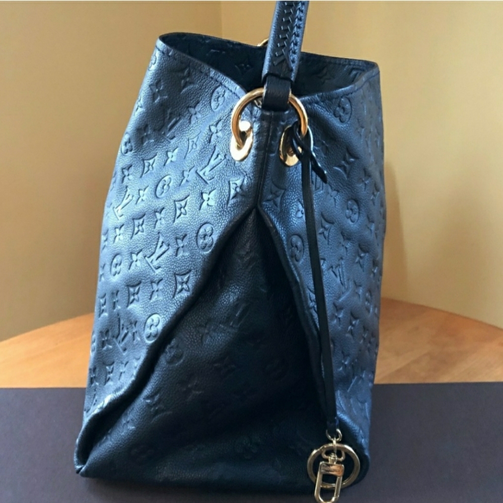 Louis Vuitton Artsy - Picture 6 of 10